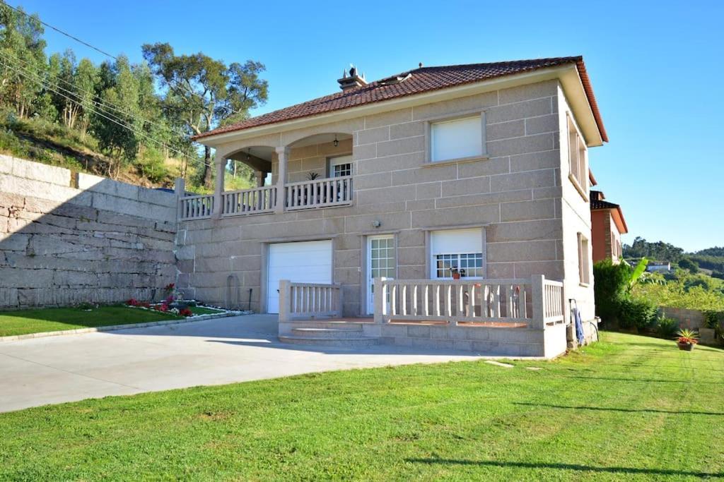 Duplex Da Pedra E Da Auga Apartman Meis Kültér fotó